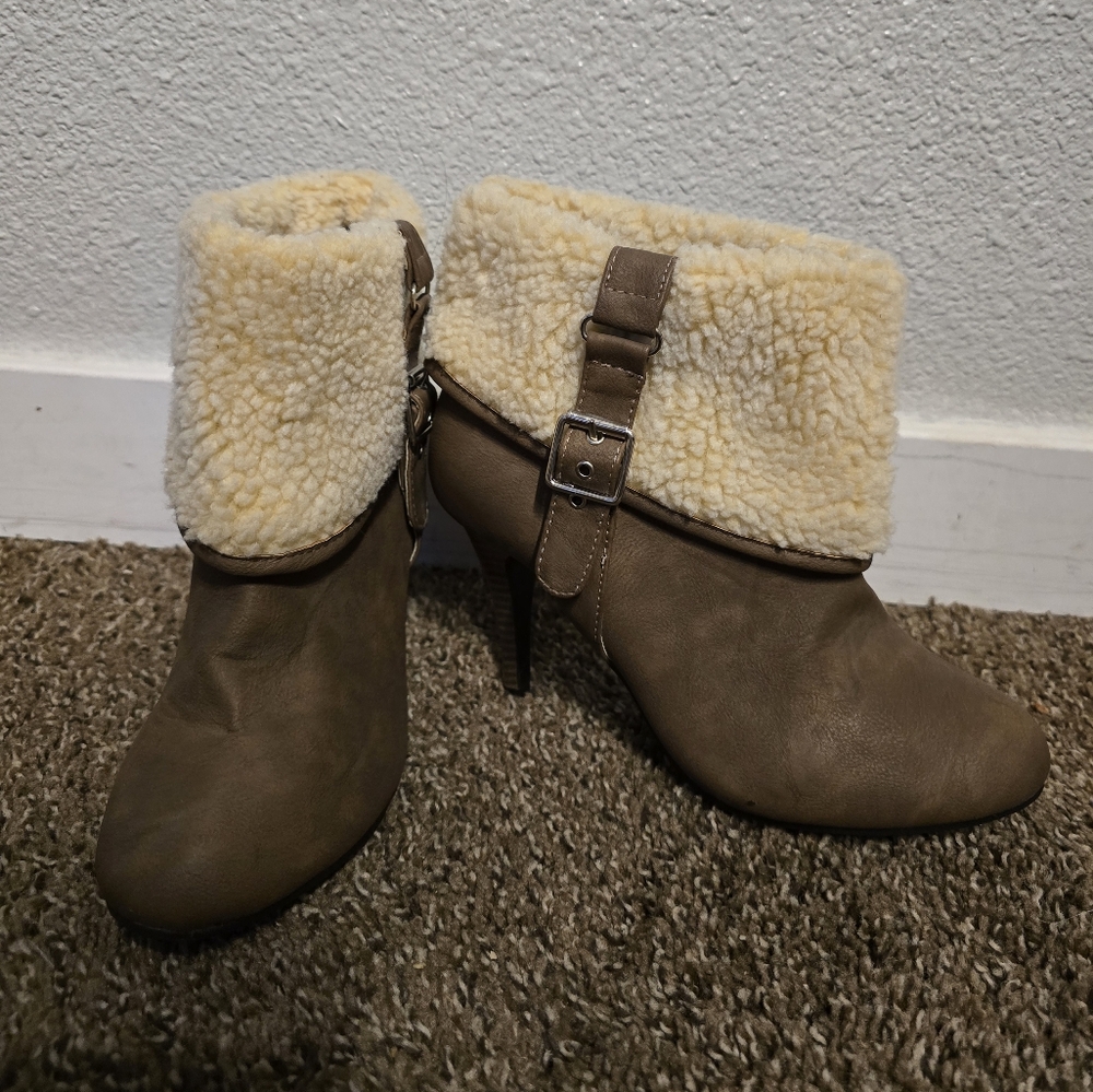 Amari boots